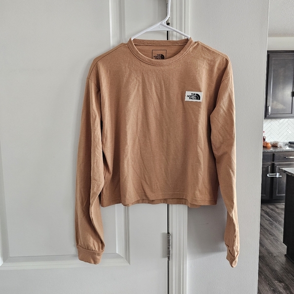 The North Face Women's Heritage Patch Long Sleeve T- Shirt - Picture 3 of 6